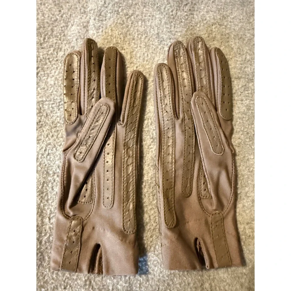 Vintage Aris Isotoner Driving Gloves Taupe Brown Leather Chevron Spandex Womens